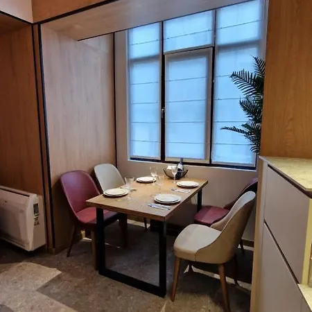 Fs Varna Central Deluxe 2-Bedroom Suite Near Sea Garden